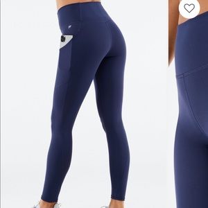 Fabletics Oasis High Waisted Legging High Waisted 28”